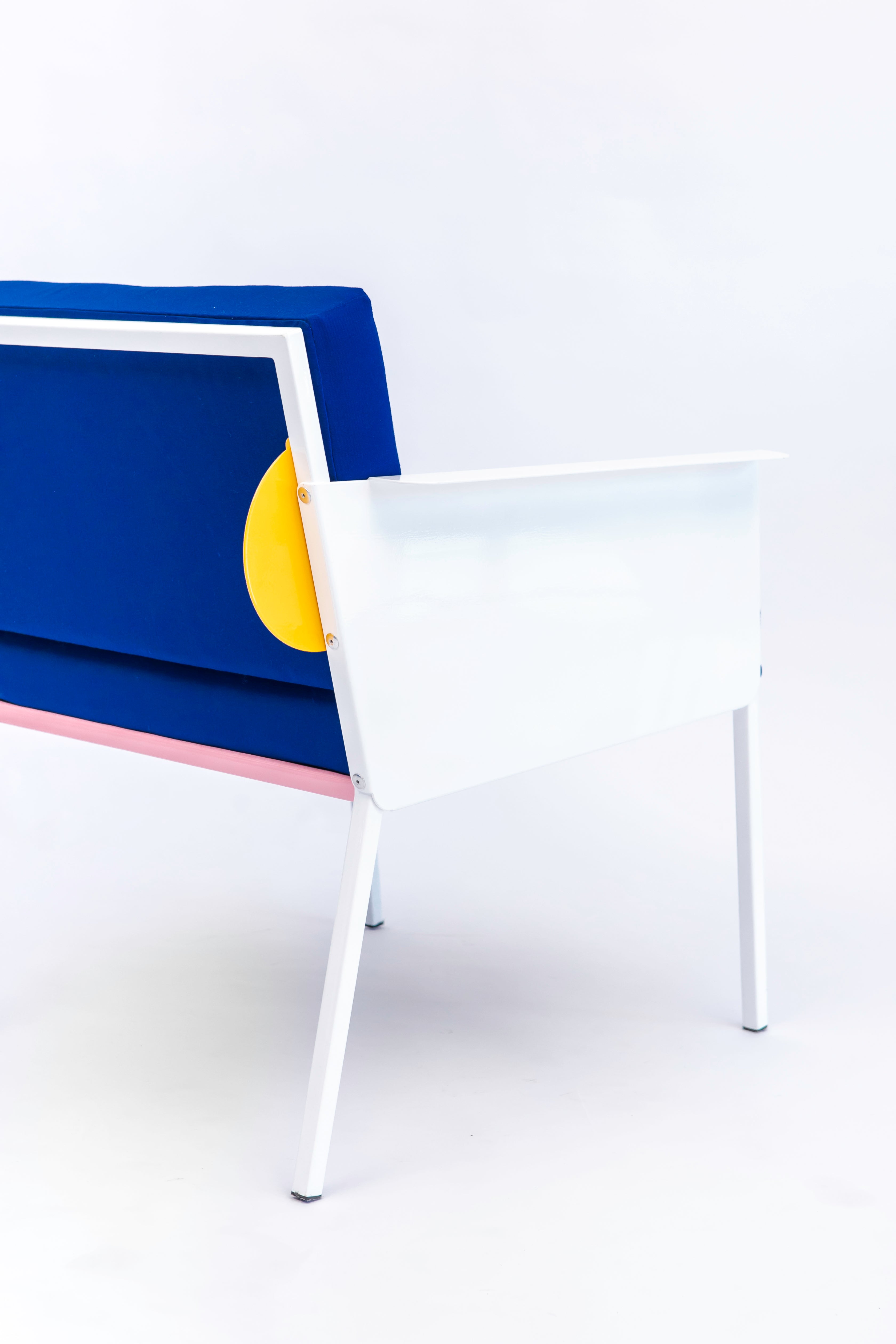 Bop armchair