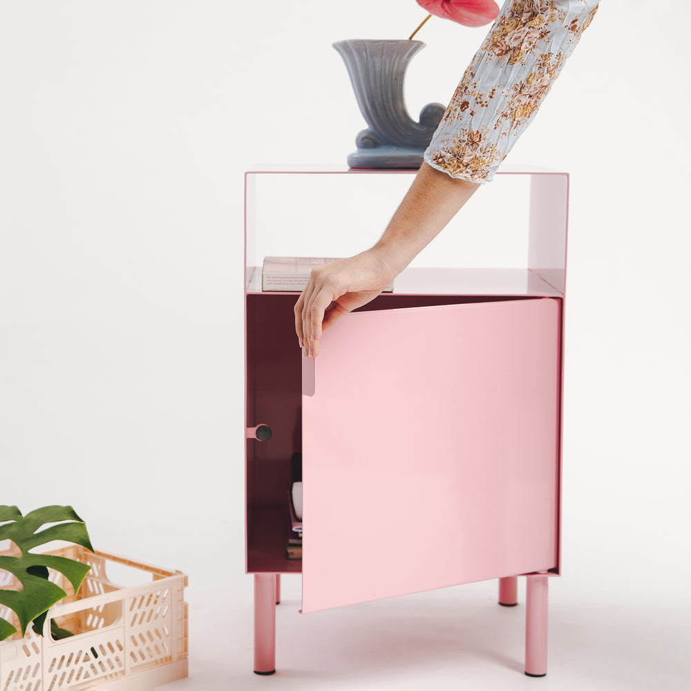 Amigo cabinet